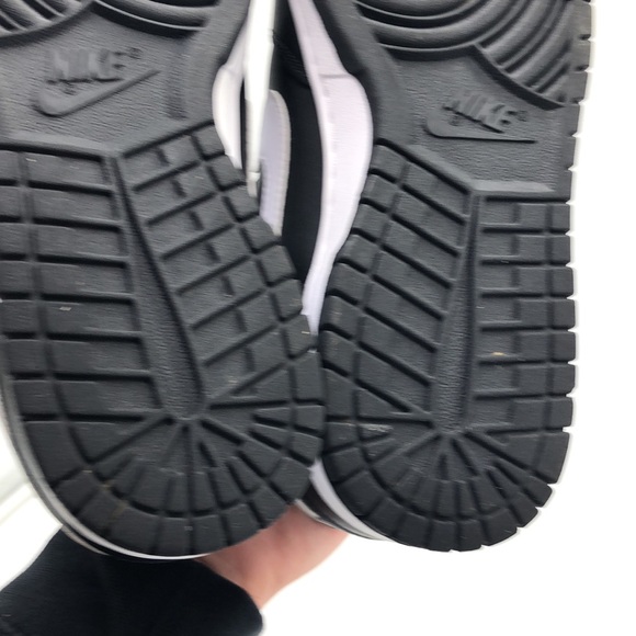 Tried on Mens Nike Dunk Low Retro Black Panda 2.0 DV0831-002 Size 9.5 - Picture 8 of 12